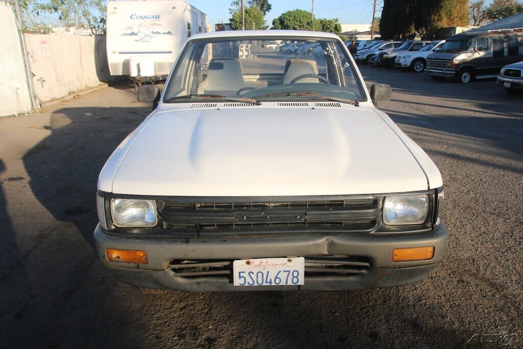 1991 Toyota Pickup - photo 10