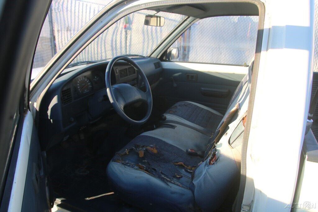 1991 Toyota Pickup - photo 13