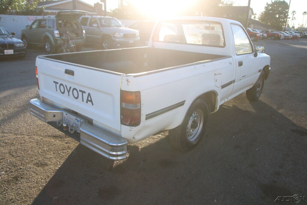1991 Toyota Pickup - photo 4