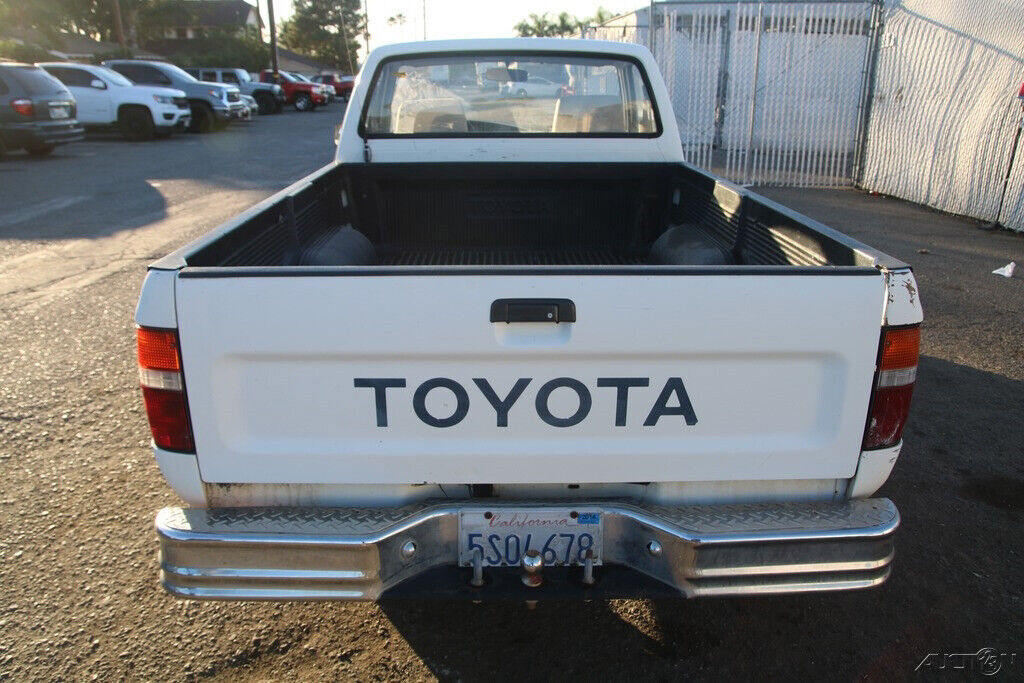 1991 Toyota Pickup - photo 5