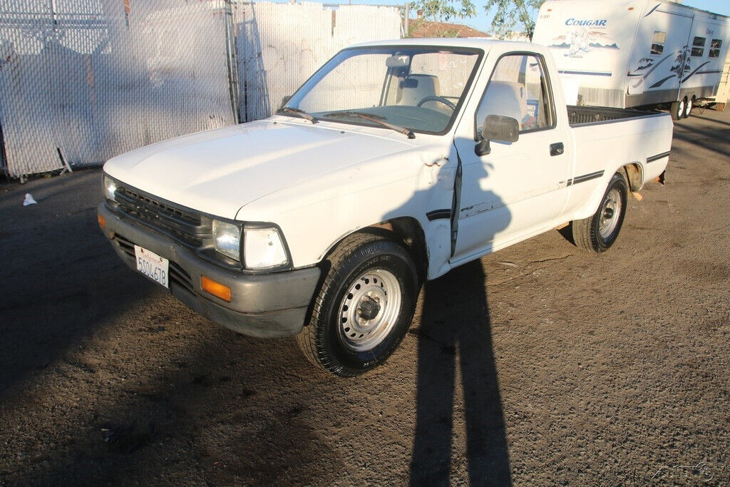 1991 Toyota Pickup - photo 9