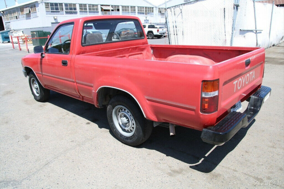 1991 Toyota Pickup - photo 3