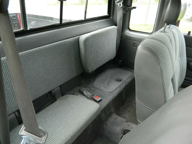1991 Toyota Pickup Deluxe - photo 11
