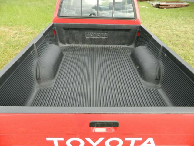 1991 Toyota Pickup Deluxe - photo 6