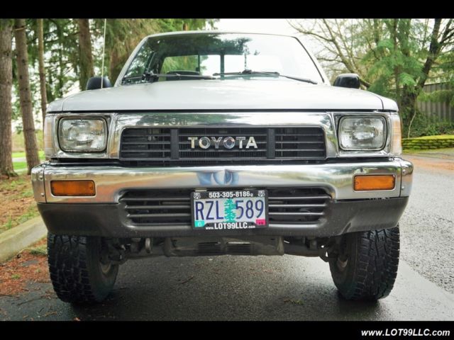 1991 Toyota Other Deluxe 2dr 4X4 127K 5 Speed Manual - photo 3