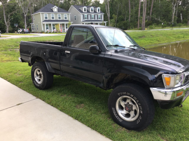 1991 Toyota Pickup DLX 4x4 3.0L 1991 Toyota Other DLX