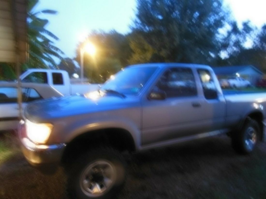 1991 Toyota Pickup - photo 13