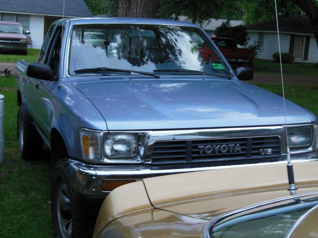 1991 Toyota Pickup - photo 3