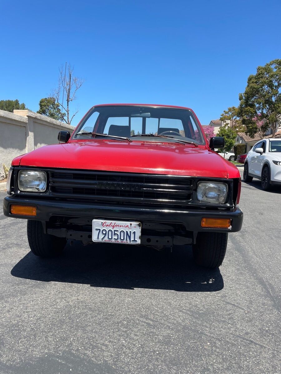 1991 Toyota Pickup 1/2 TON SHORT WHEELBASE - photo 2