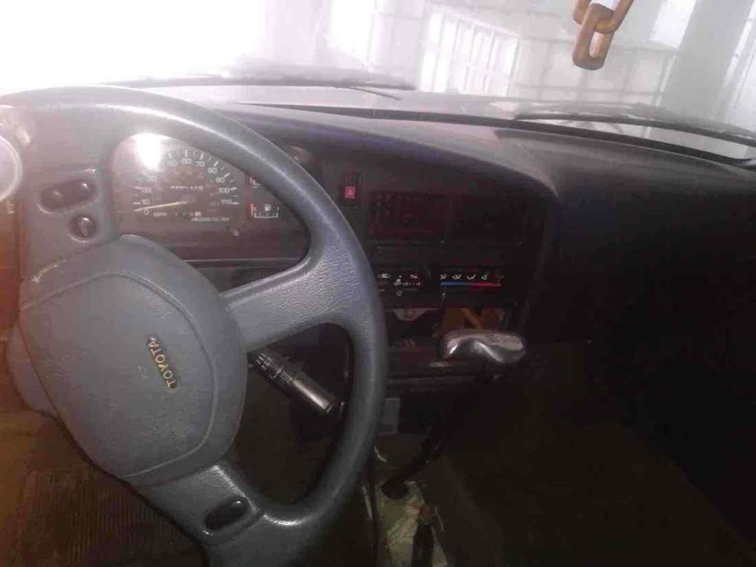 1991 Toyota Pickup 1/2 TON EXTRA LONG WHEELBASE DLX - photo 9