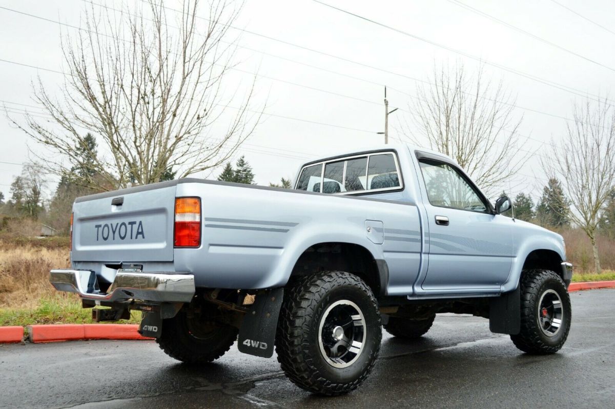1991 Toyota Pickup ~ 4X4 ~ 115K MILES - photo 9