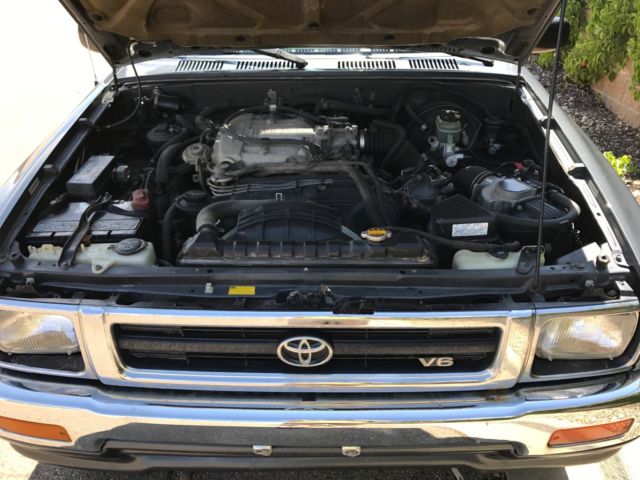 1991 Toyota Pickup Xtracab 4X4 V6 SR5 Pickup Truck - photo 9