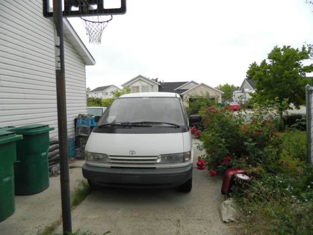 1991 Toyota Previa - photo 2