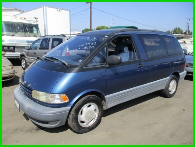 1991 Toyota Previa LE - photo 2