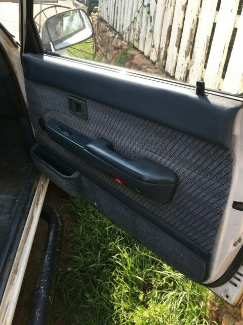 1991 Toyota Pickup SR5 - photo 11