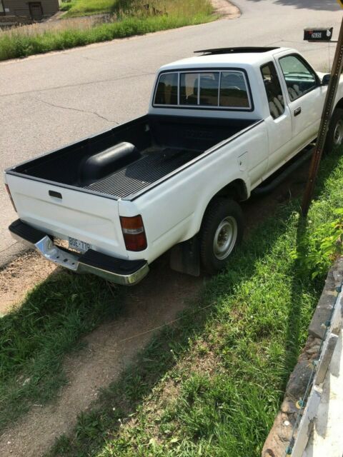 1991 Toyota Pickup SR5 - photo 5