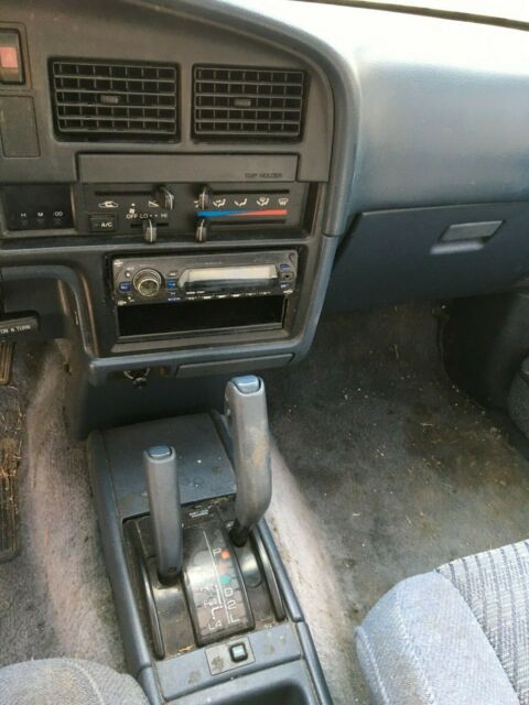 1991 Toyota Pickup SR5 - photo 9