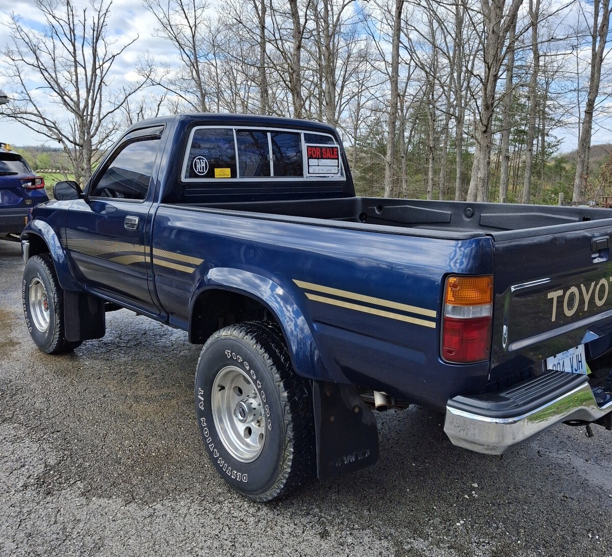 1991 Toyota Tacoma - photo 8