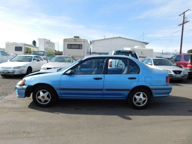 1991 Toyota Tercel LE - photo 2