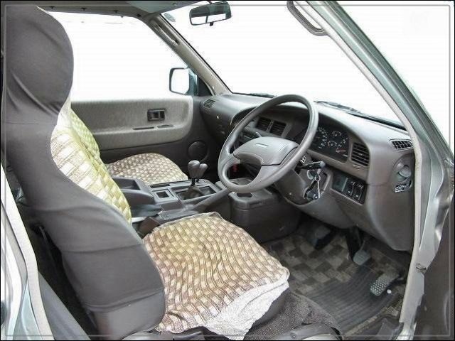 1991 Toyota Townace Mini van 4X4 5 spd Wagon - photo 10