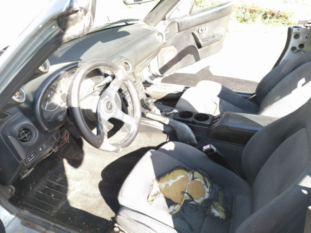 1991 Mazda MX-5 Miata Base Convertible 2-Door - photo 13