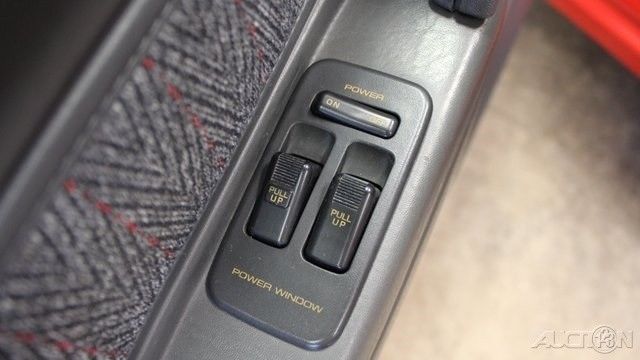 1991 Mercury Capri - photo 11