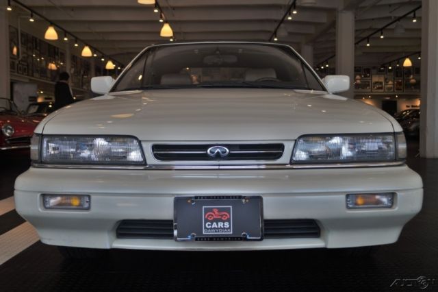 1991 Infiniti M30 - photo 2