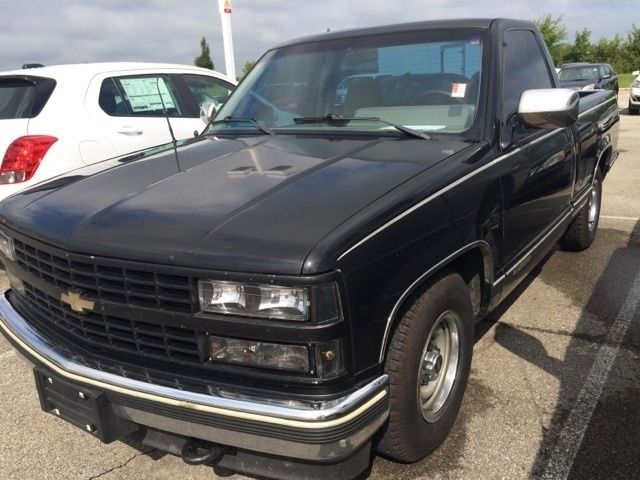 1991 Chevrolet C/K Pickup 1500 - photo 3
