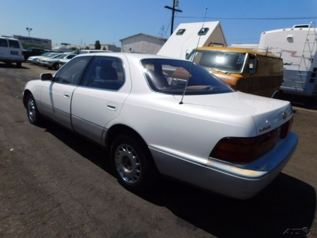 1991 Lexus LS - photo 6