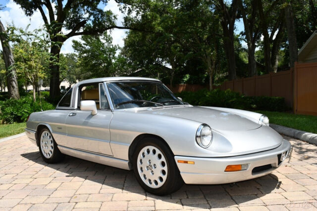 1991 Alfa Romeo Spider Veloce convertible - photo 13
