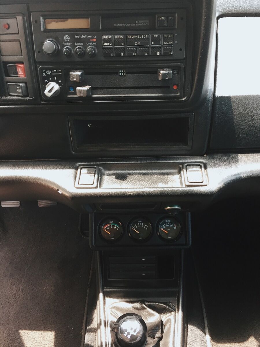 1991 Volkswagen Cabriolet Carat 2D convertible - photo 7