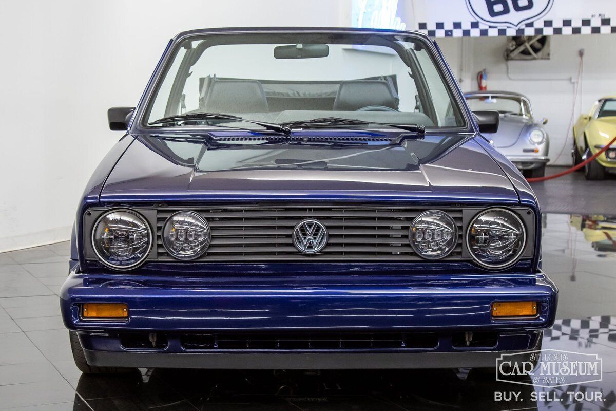 1991 Volkswagen Cabriolet - photo 4