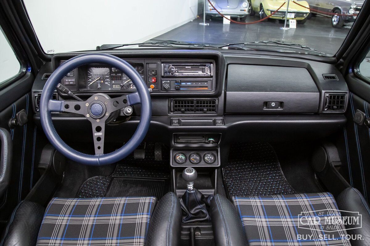 1991 Volkswagen Cabriolet - photo 6