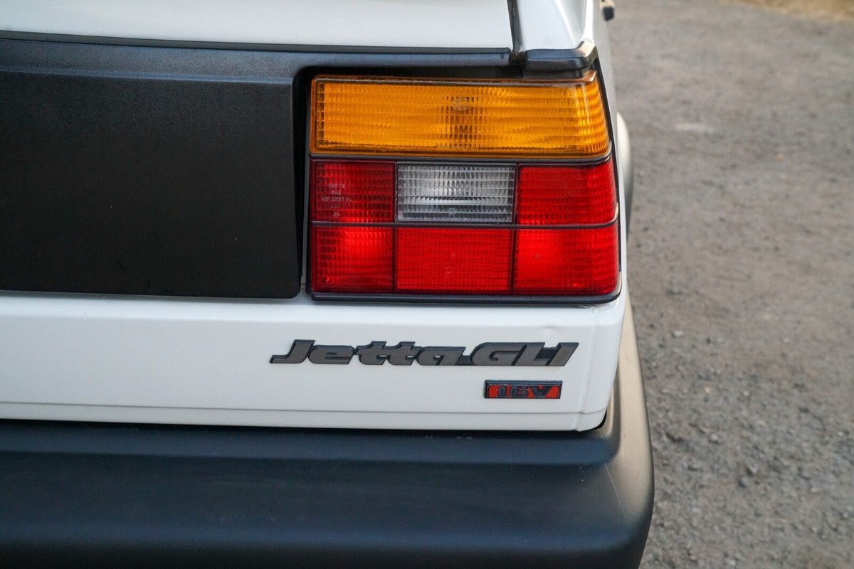 1991 Volkswagen Jetta GLI - photo 11