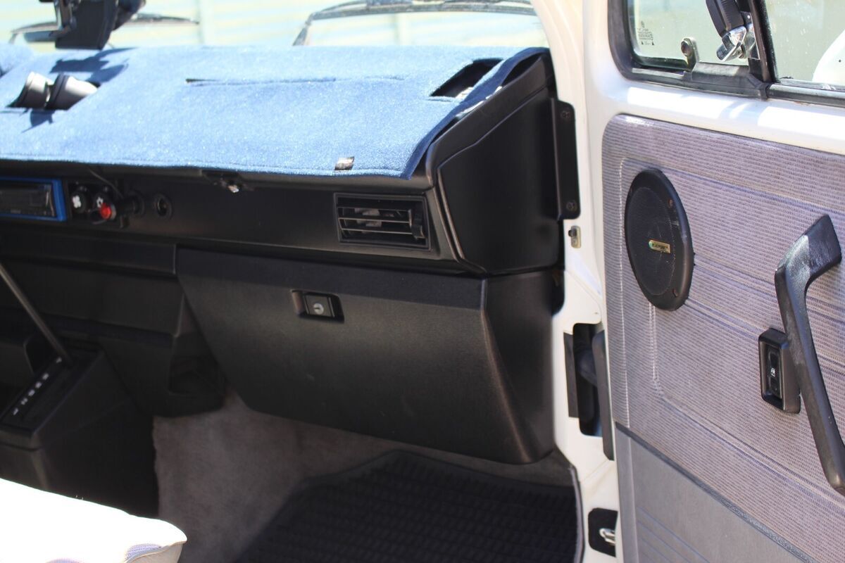 1991 Volkswagen Bus/Vanagon - photo 10