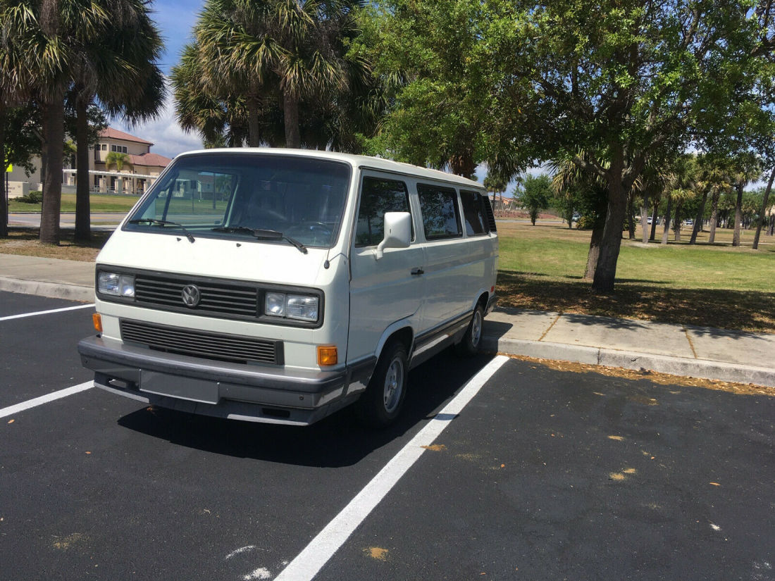 1991 Volkswagen Vanagon GL, 4-cyl, water cooled, gas engine, 117,121 miles 1991 Volkswagen Bus/Vanagon GL