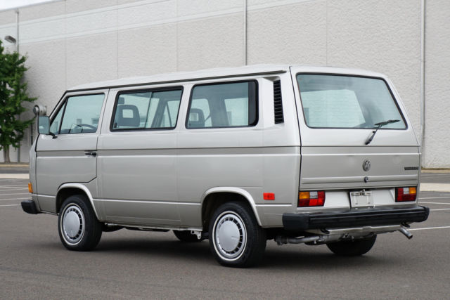1991 Volkswagen Bus/Vanagon -- - photo 3