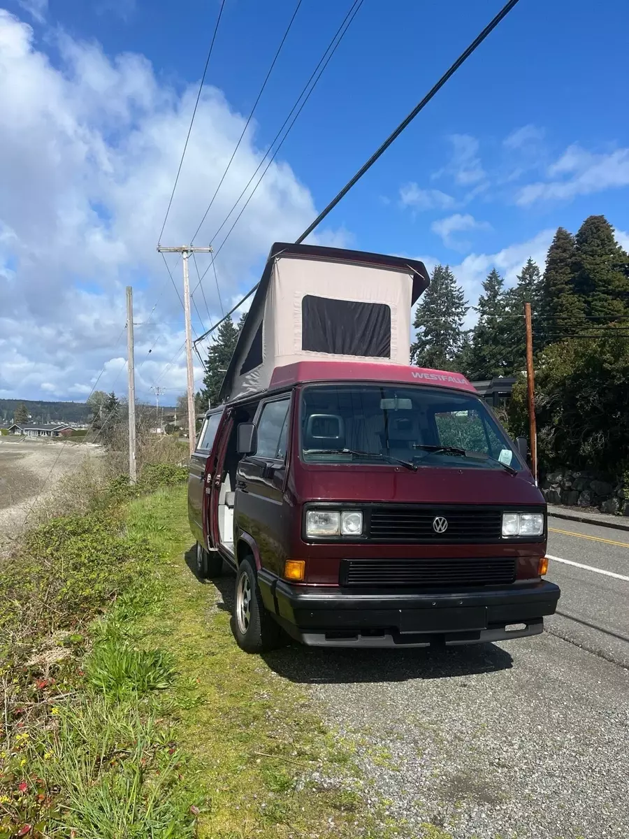 1991 Volkswagen Vanagon Red CAMPMOBILE 1991 Volkswagen Vanagon CAMPMOBILE