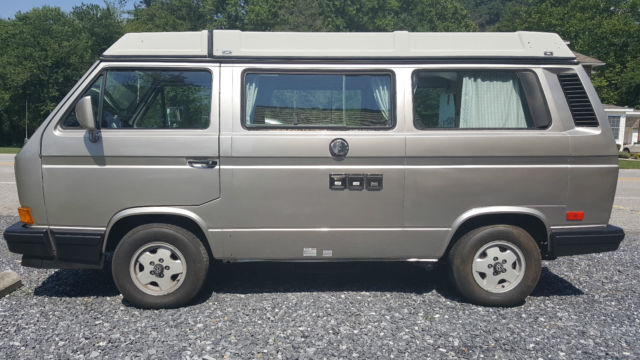 1991 VOLKSWAGEN VANAGON WESTFALIA CAMPER VERY NICE! 1991 Volkswagen Bus/Vanagon WESTFALIA CAMPER