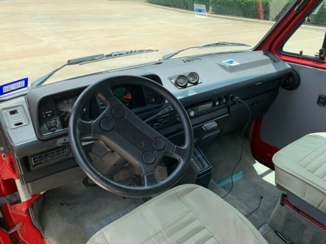 1991 Volkswagen Bus/Vanagon - photo 8