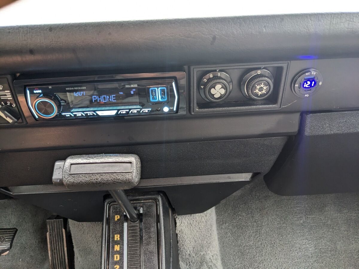 1991 Volkswagen Vanagon - photo 10