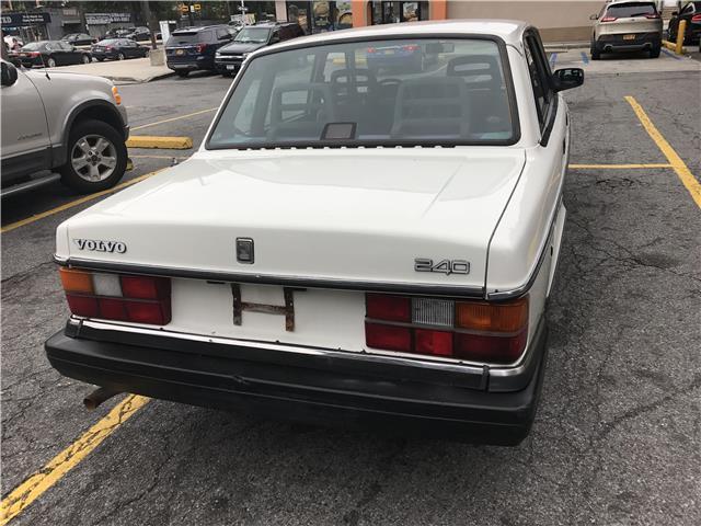 1991 Volvo 240 -- - photo 12