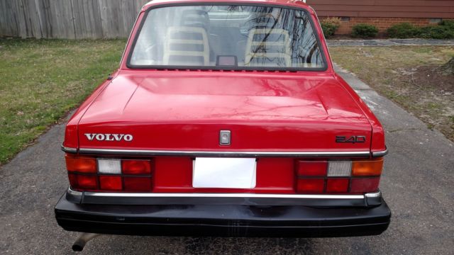 1991 Volvo 240 Base Sedan 4-Door - photo 6