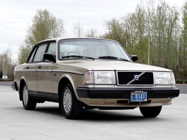 1991 Volvo 240 - photo 6