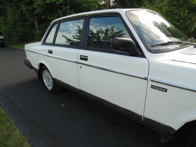 1991 Volvo 240 - photo 9