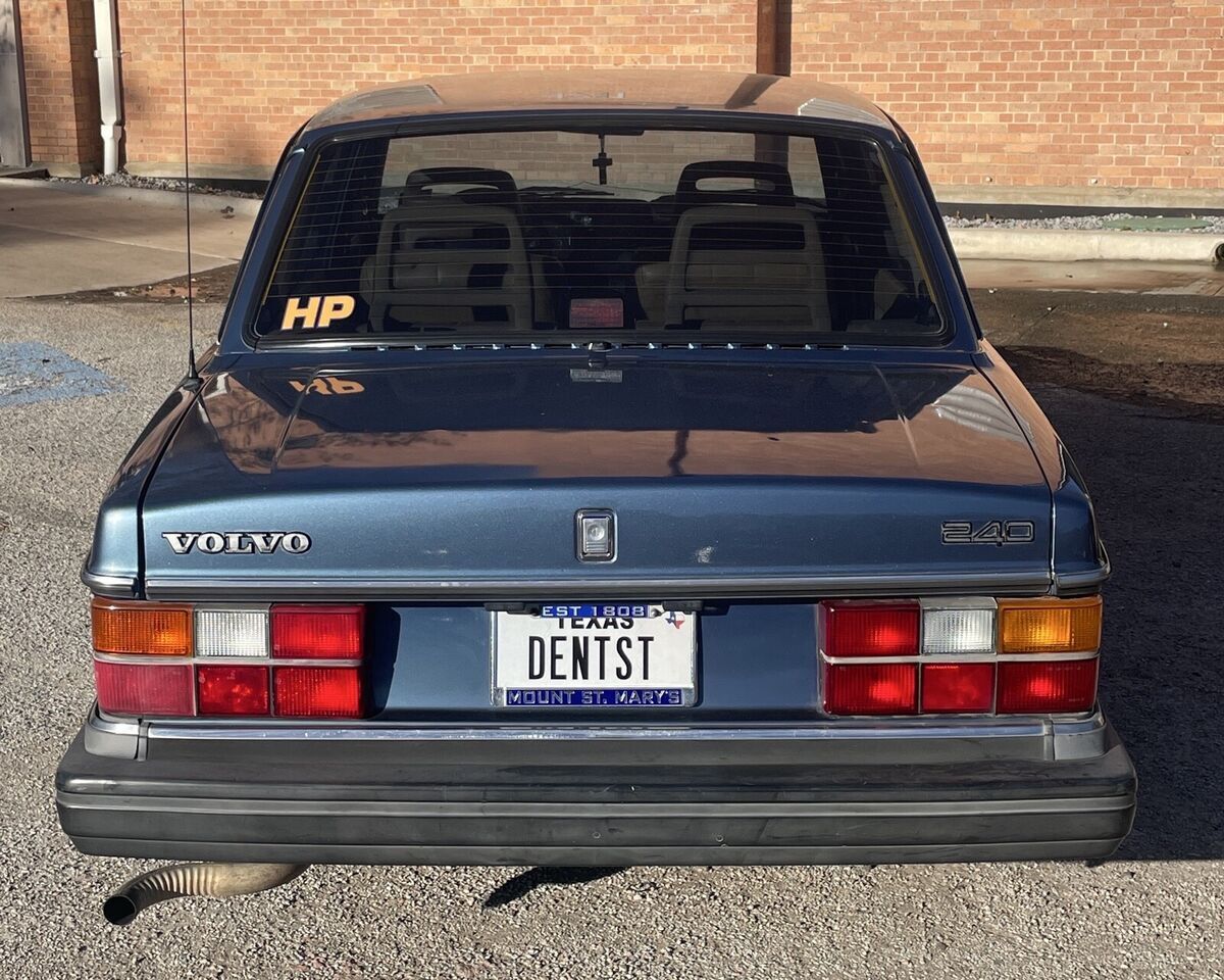 1991 Volvo 240 - photo 4