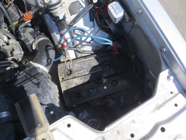 1991 Volvo 240 Base Sedan 4-Door - photo 9