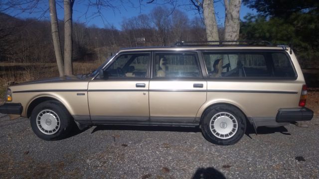 1991 Volvo 240 Wagon 1991 Volvo 240