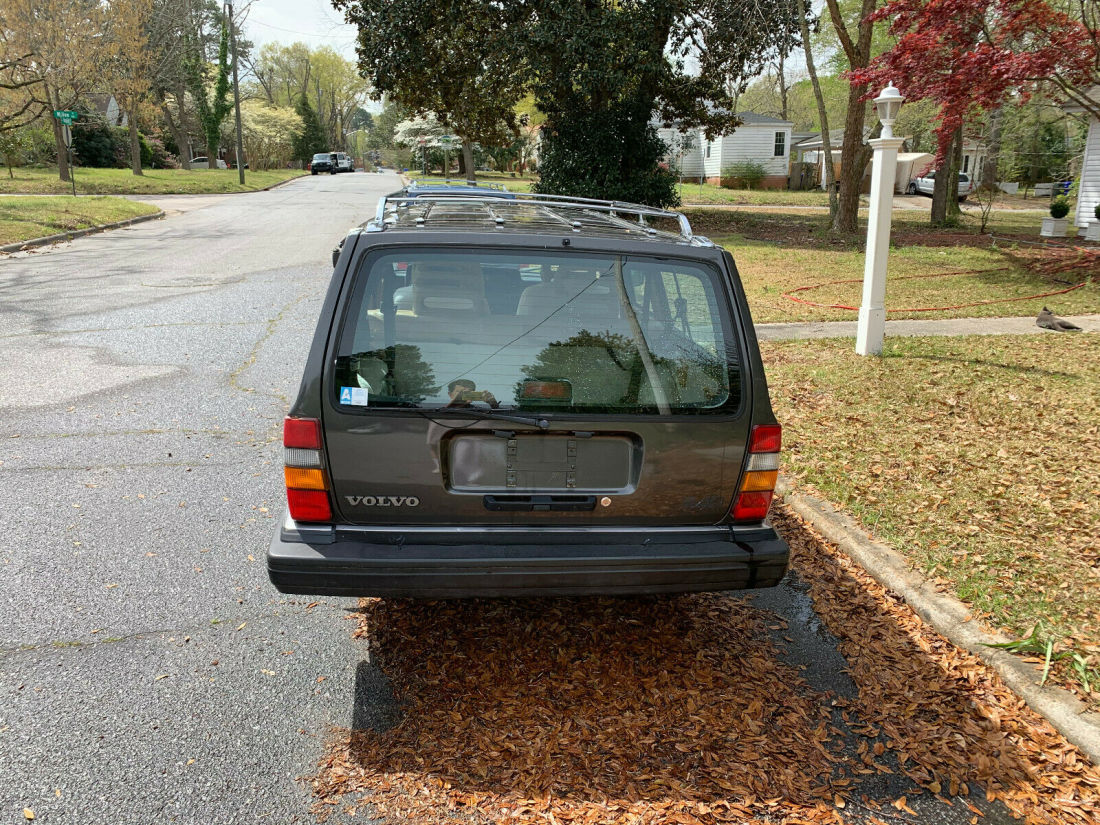 1991 Volvo 240 Model - photo 3