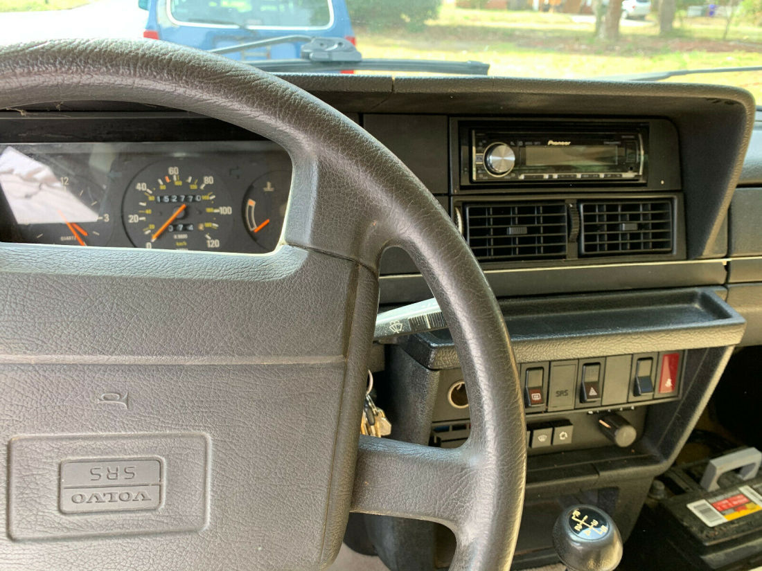 1991 Volvo 240 Model - photo 5